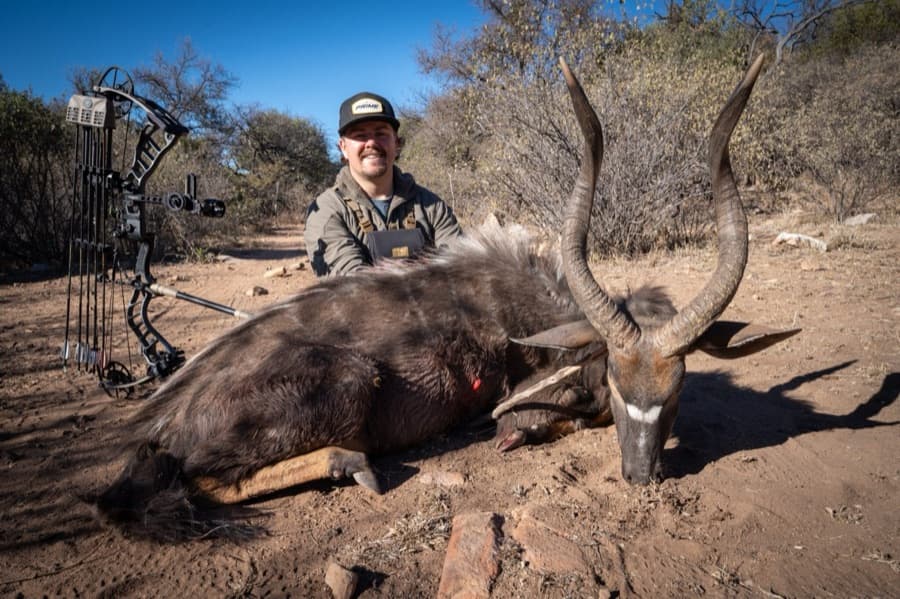 Clayton Coyle's bowhunt with Danie Geel
